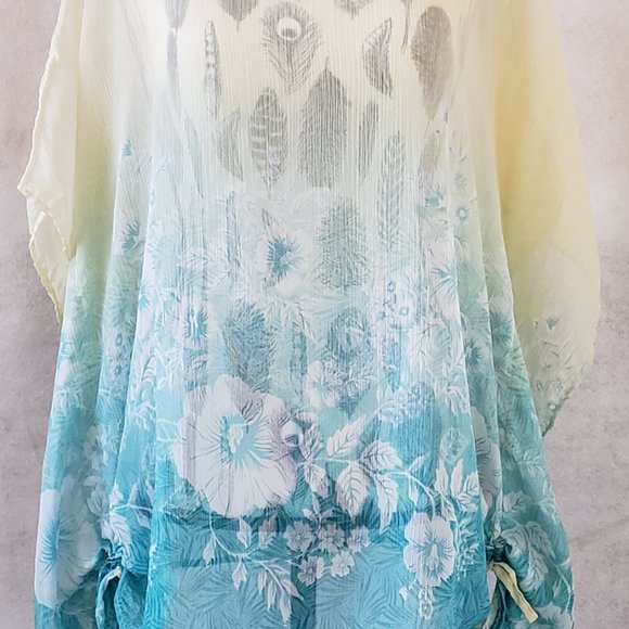 NORTHERN REFLECTIONS SUMMER TOP - Picture 2 of 10